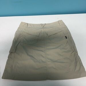 Patagonia skirt/shorts bundle. Like new condition size 4.